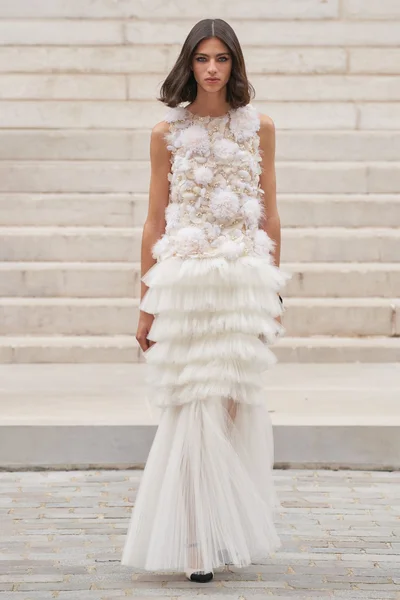 Look 35